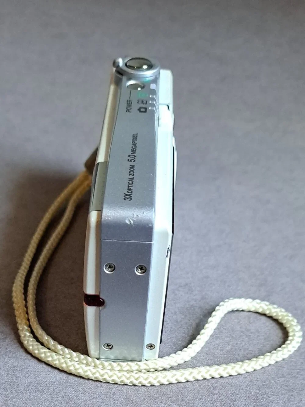 Olympus IR-300 USED Digital Camera (5 MP, 3x Optical Zoom, Case, Card) PM